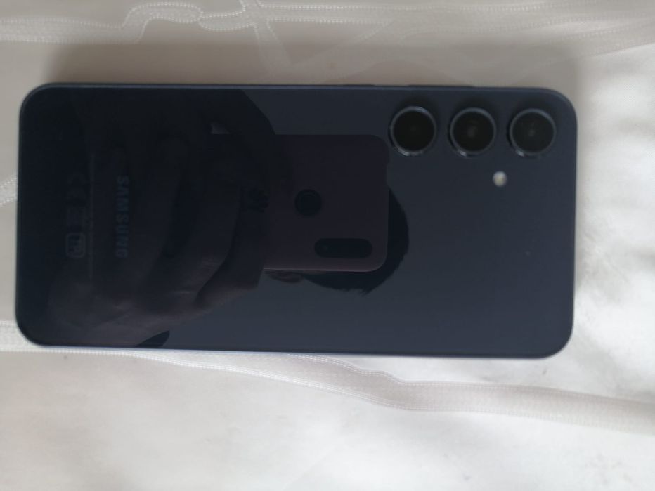 Срочно продаётся телефон