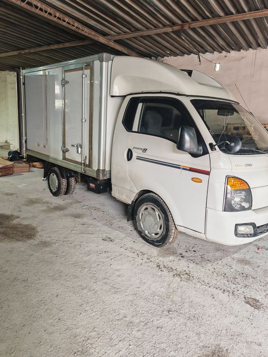 Хундаи портер 2 автомат 2015 рефрожатр