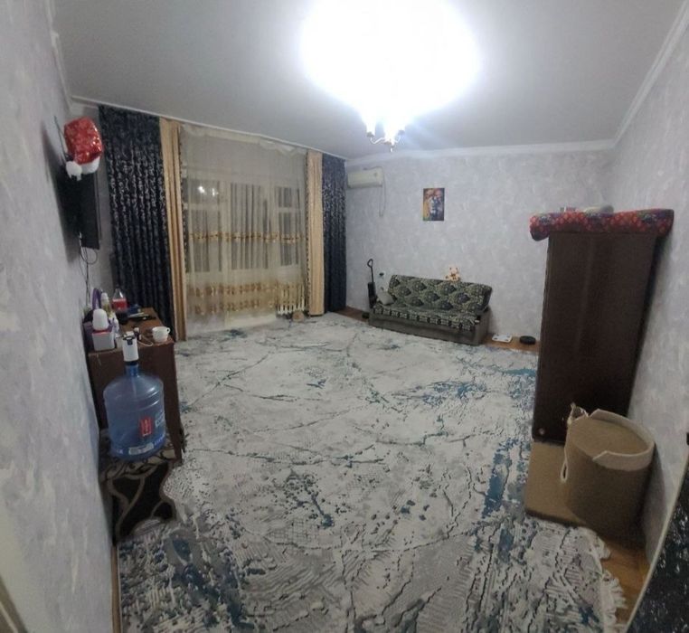 Yashnaobodda orat remontli uy sotiladi