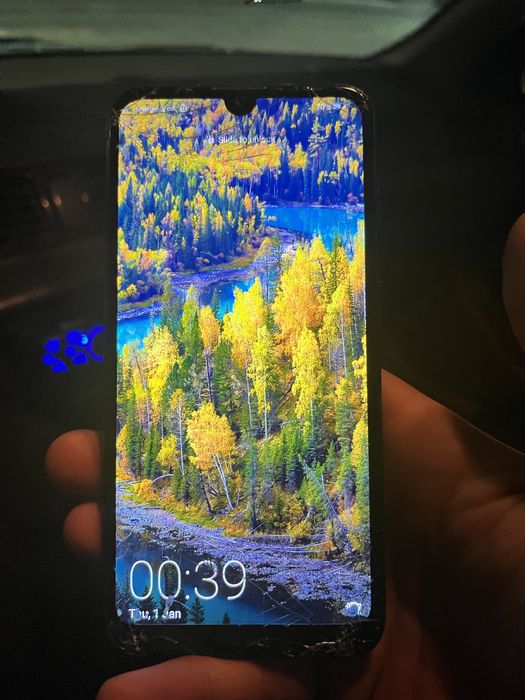 Телефон хуавей срочно продам