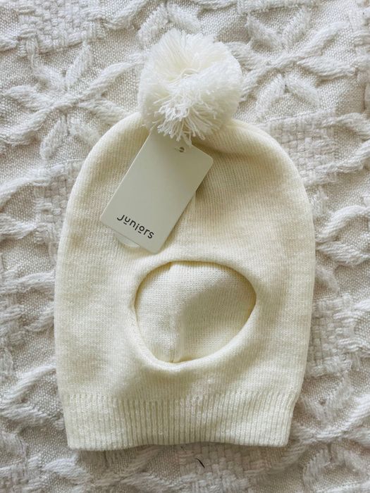 Чисто нова зимна шапка и комплект бандани