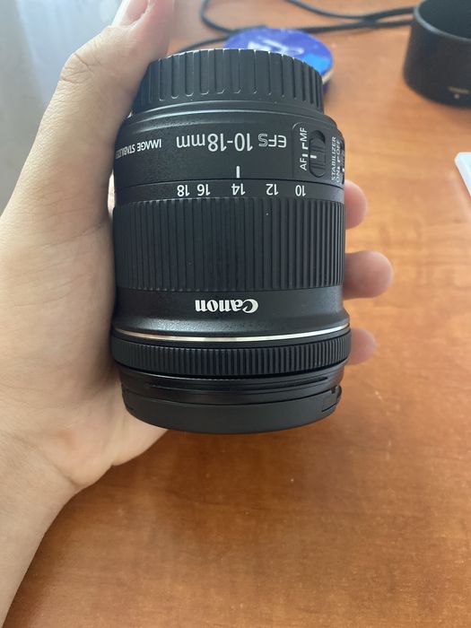Obiectiv canon 10-18