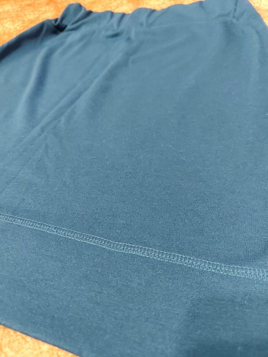 Дамски поли, вталени