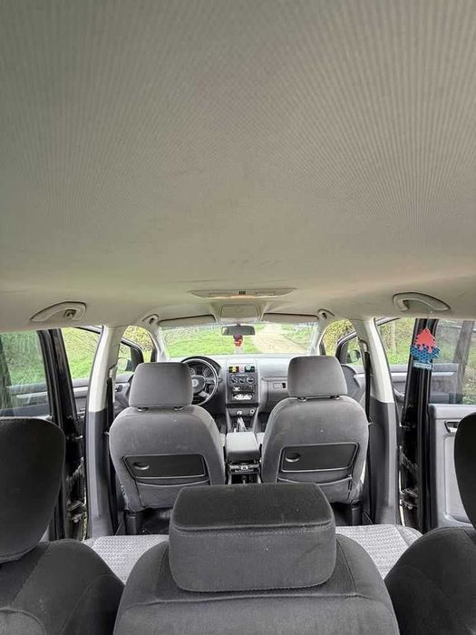 Продавам VW Touran 1.6 FSI 115кс. бензин на ЧАСТИ (НИСКИ ЦЕНИ) (ВСИЧКО НАЛИЧНО)