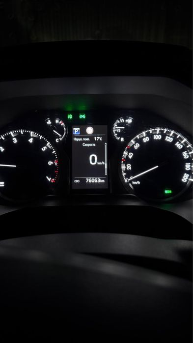 Land Cruiser Prado 150.