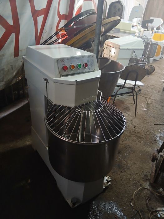 Xamir meshalka 64 letr 220v