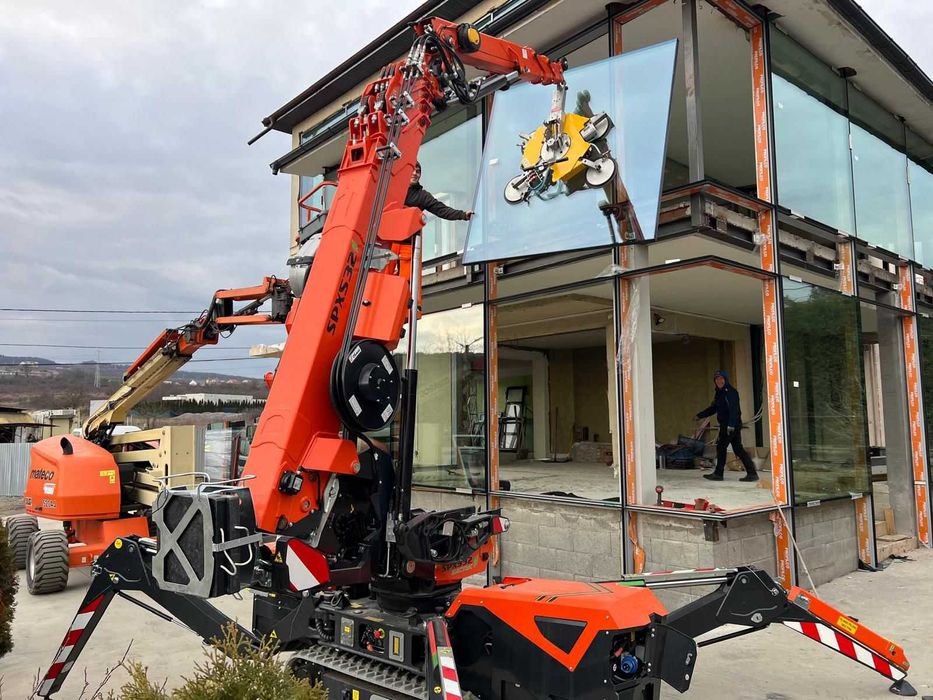 Inchiriere ventuza sticla