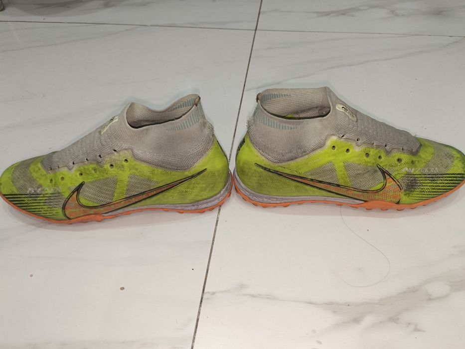 Сороконожки air zoom