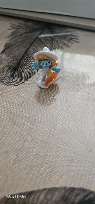 Киндер сюрприз игрушки