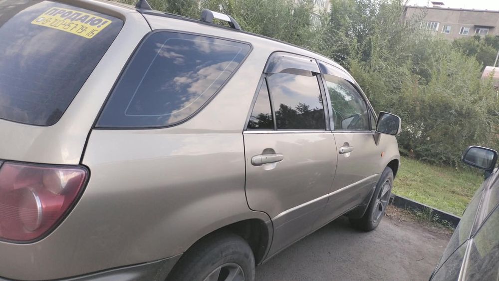 Продам Тойота Хариер