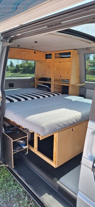 VW T4 Multivan 2.5 бензин 110к.с.