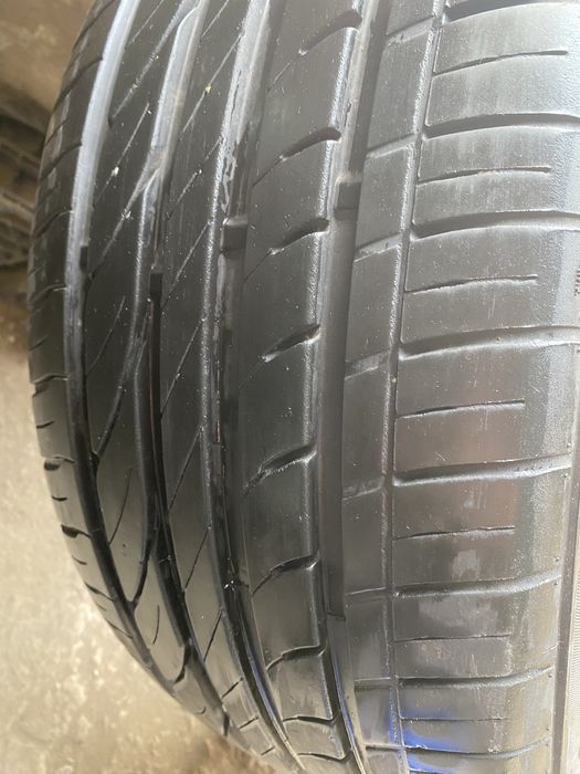 Продам летние шины r18