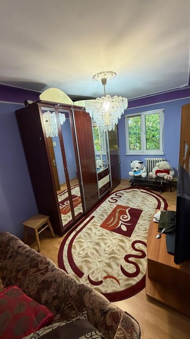 Vând apartament 2 camere