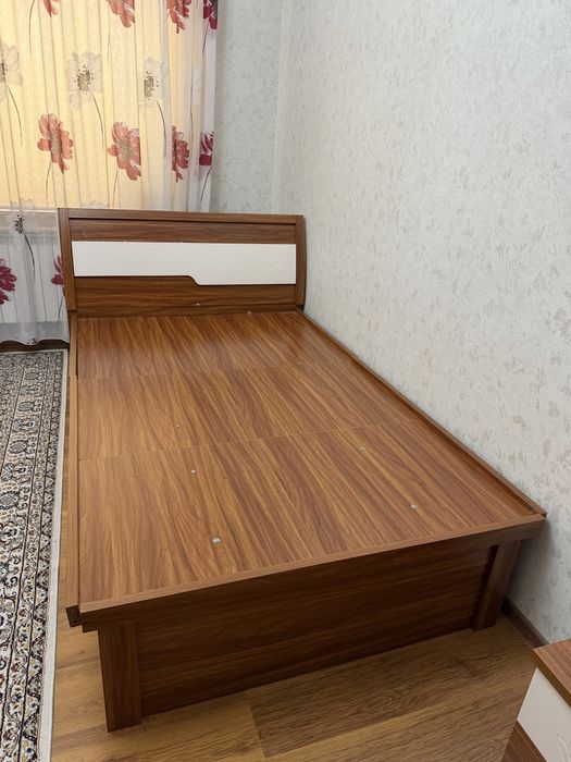 Мебель шкаф,кровать,тумба