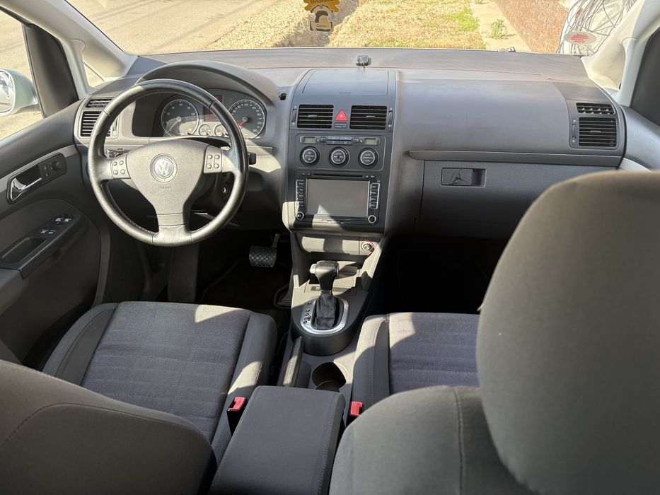 VOLKSWAGEN Touran 2006 — imagine 4