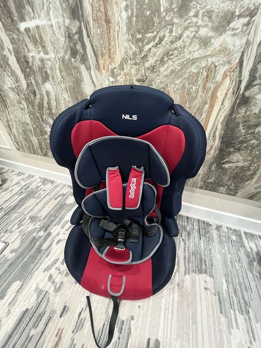 Детский Автокресло продам.