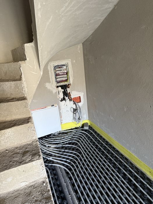 Echipă de constructori – Tot ce ai nevoie pentru casă
