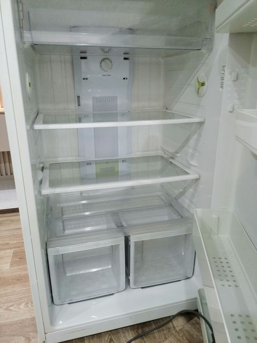 Продам холодильник Самсунг