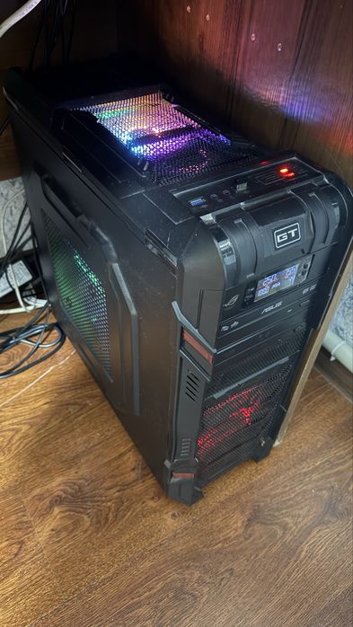 Настолтный компьютер