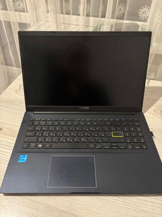 Asus vivobook  2022