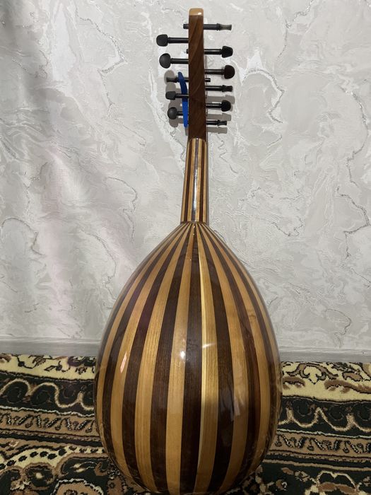 продается сейчас уд новый музыкальный инструмент