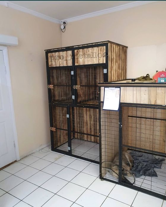 Курятники и вольеры