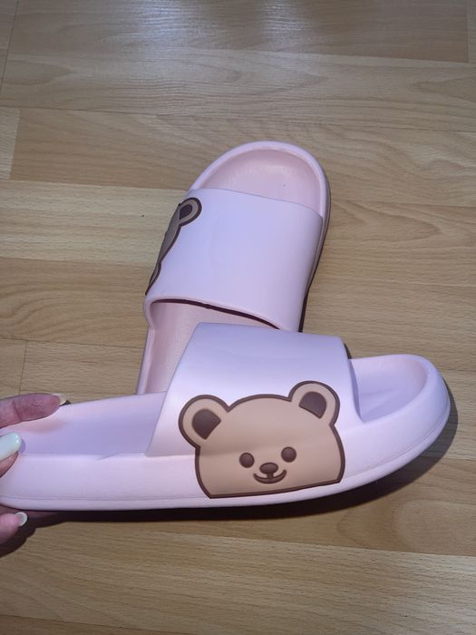 Дамски чехли