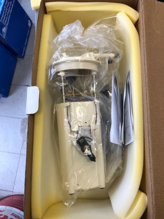 Помпа инжекционна Opel Sintra 19180120 / 19180121