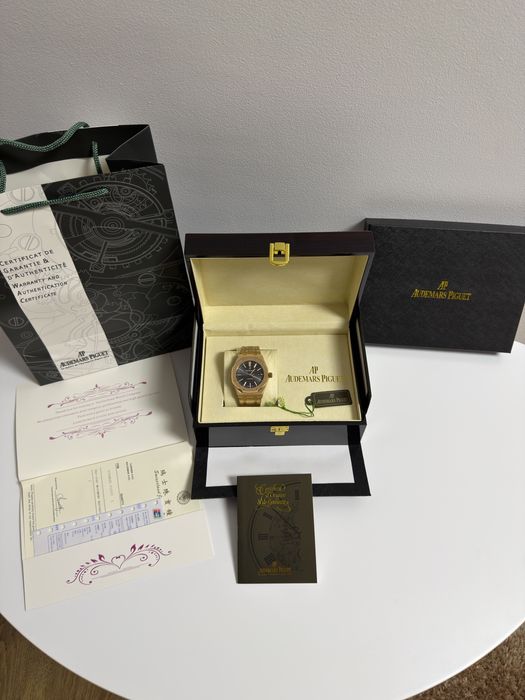 Ceas  Audemars Piguet Royal Oak 41mm/Rose-Gold/Black Dial