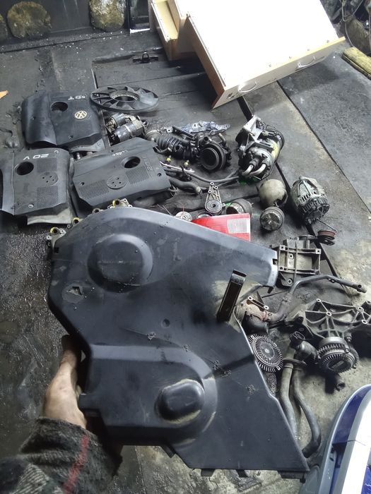 Продам запчасти на пассат б5