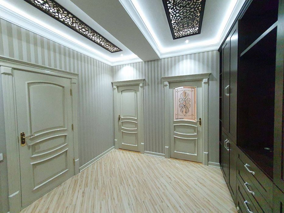Квартиры посуточно от Dark Home — центр, Мирабадский район