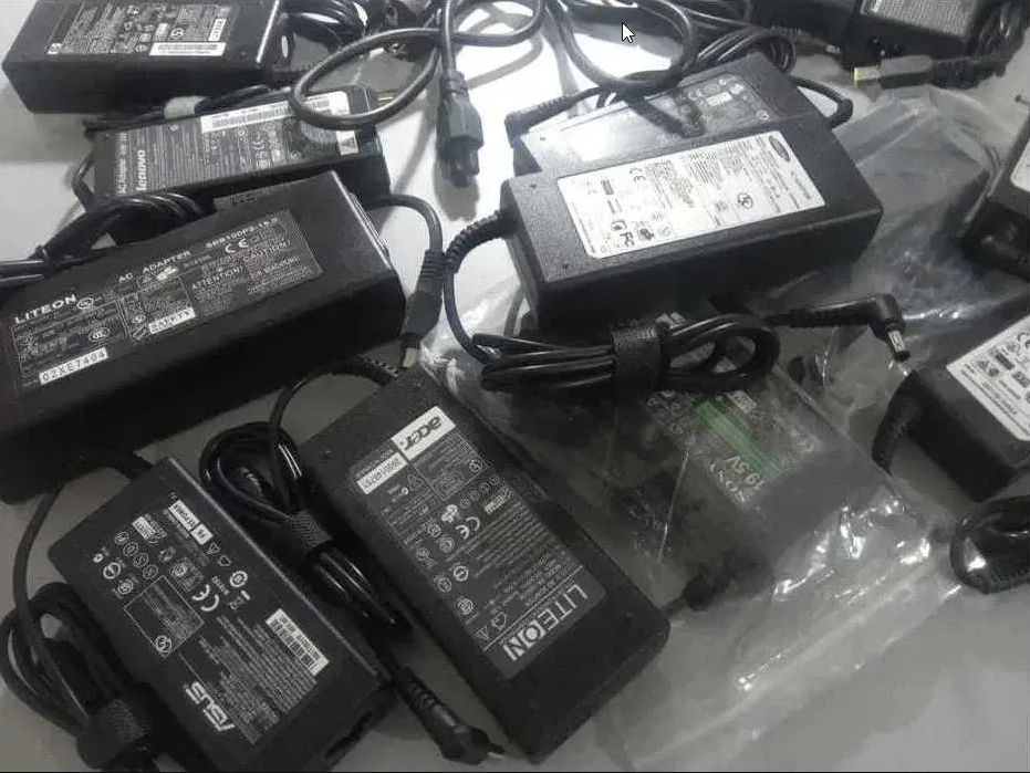 зарядка блок питания на ноутбук, зарядник для ноутбука в Алматы