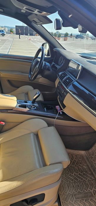 De vanzare BMW X5 4d