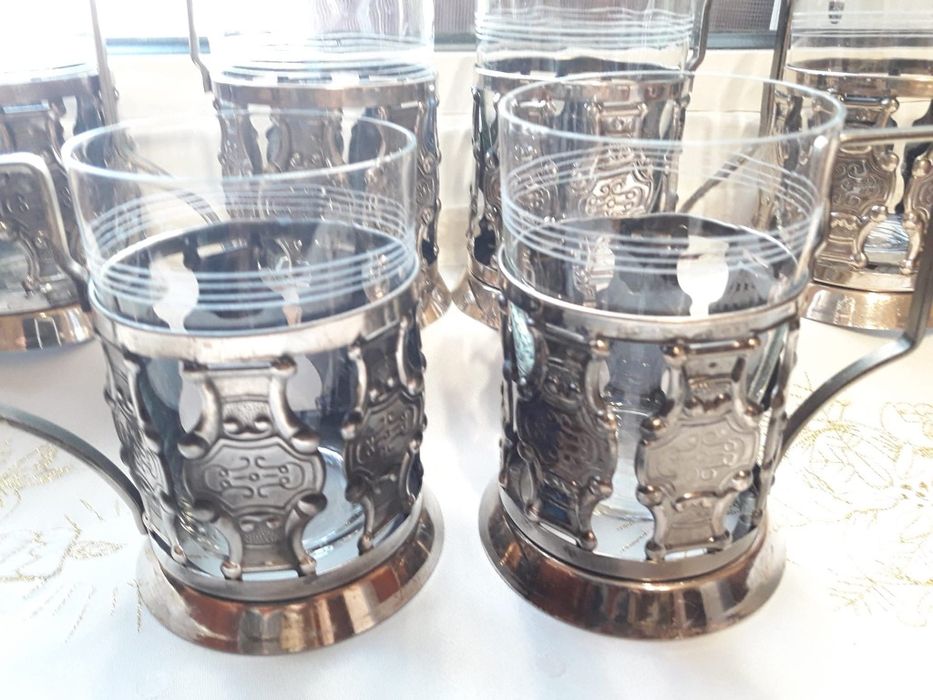 Руски сервиз за чай с мелхиор подстакани