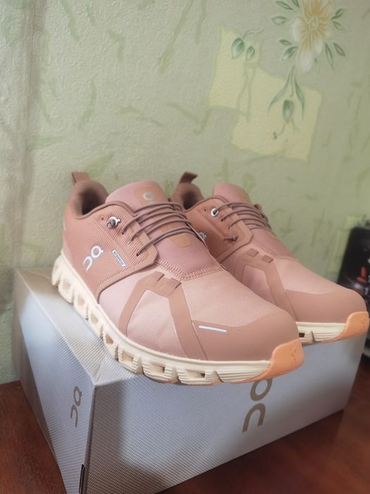 Нови Маркови обувки