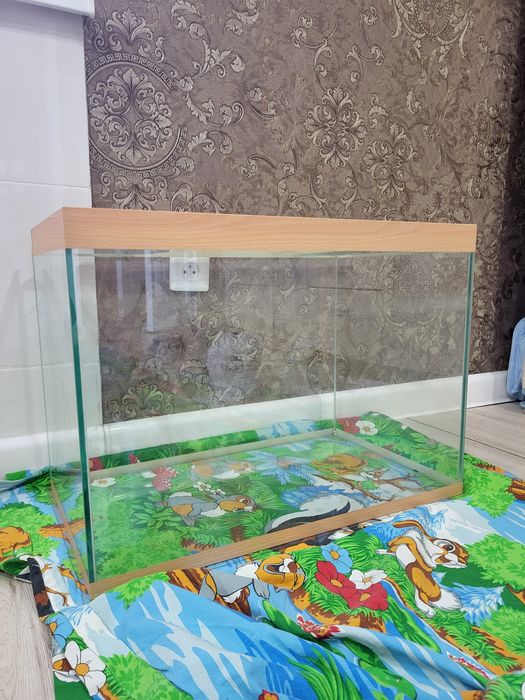 Аквариум для рыбок или черепашки