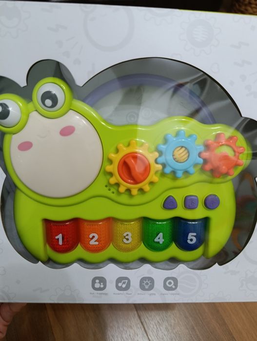 Jucărie muzicală interactivă omidă (cu lumini și sunete)