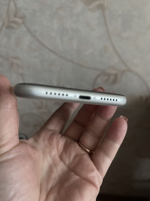 Iphone 11 в отличном  состоянии
