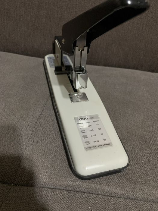 Степлер большого размера