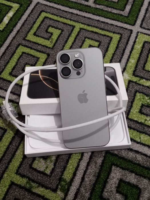 Iphone 16 pro в продажу