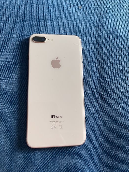 Продам айфон 8+ в идеальном состоянии