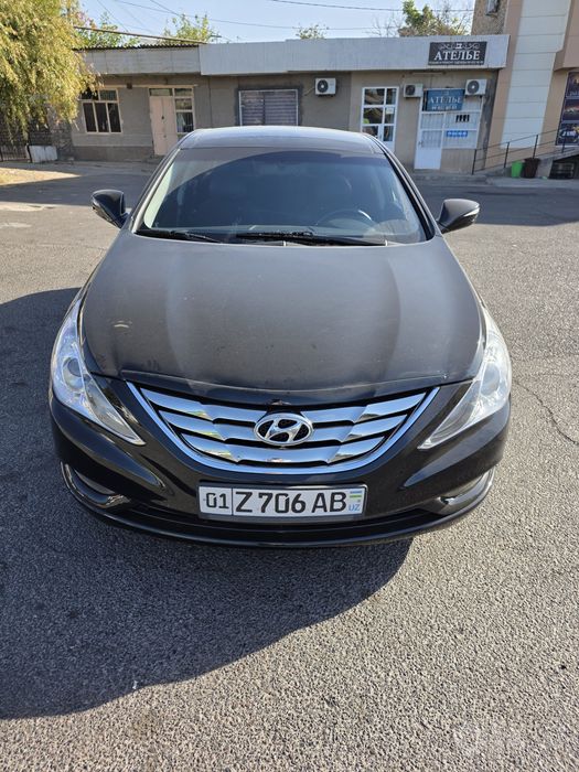 Hyundai slSonata 2012