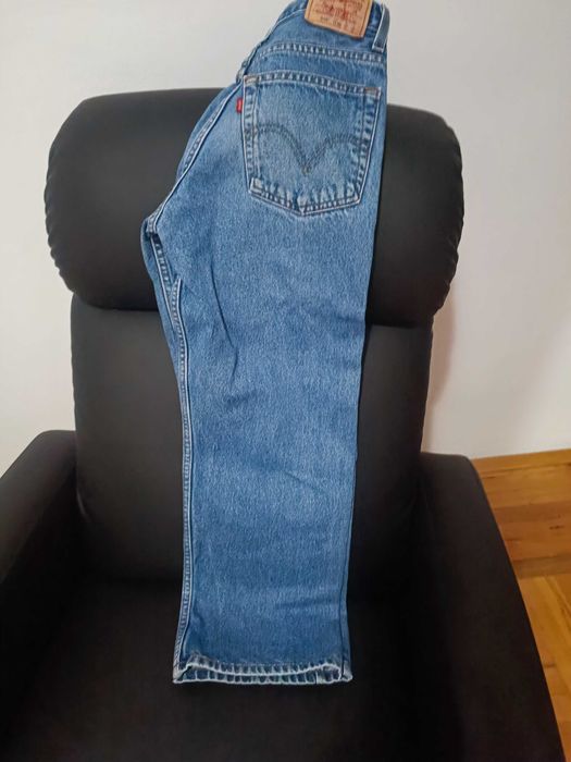 Дънки Lives като нови