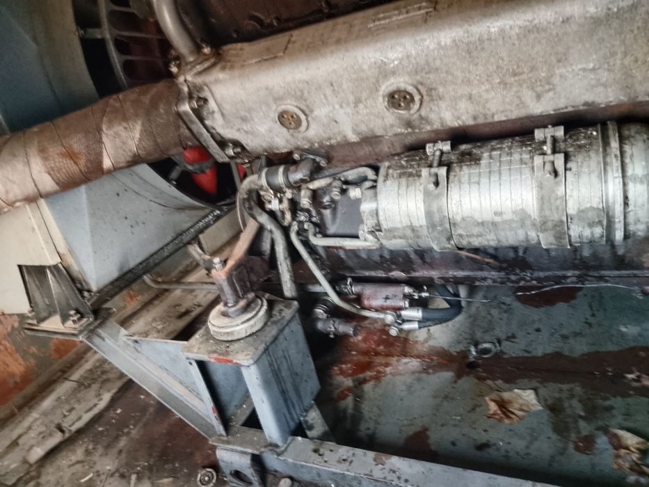 Продаётся генератор с двигателем д12