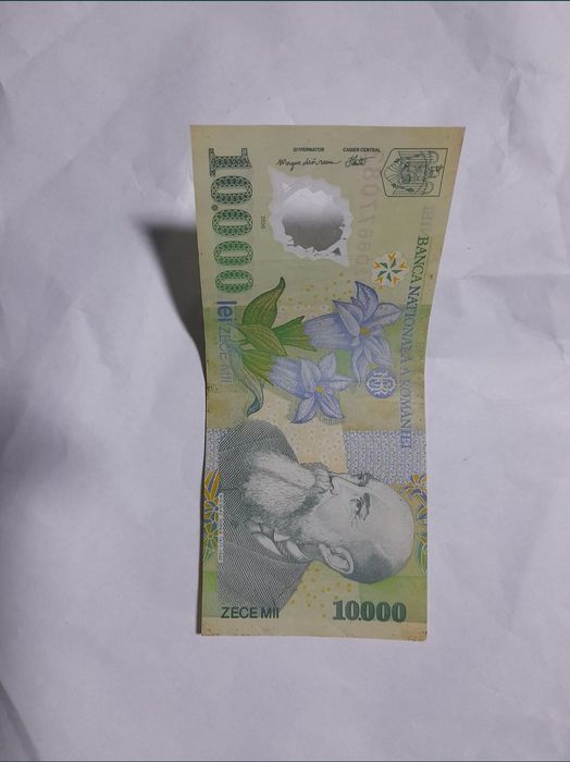 Vând:Bagnota de 10.000 de lei vechi din 2000