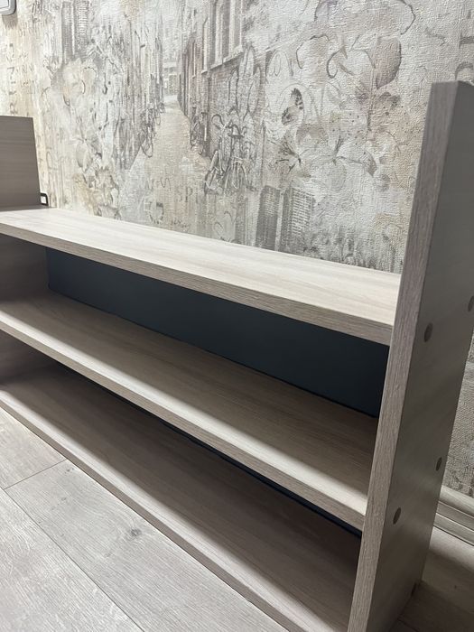 Продам полку б/у