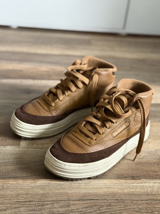 Дамски кецове - Reebok Club C Geo Mid Brown