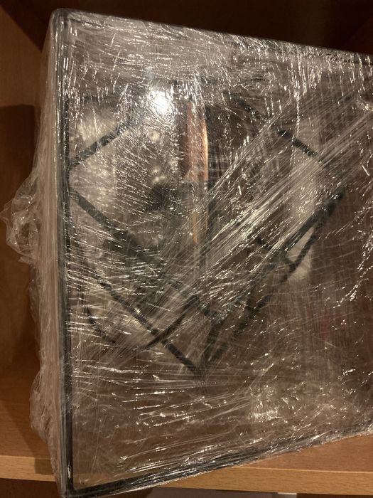 Candelabru cu cadru metalic negru