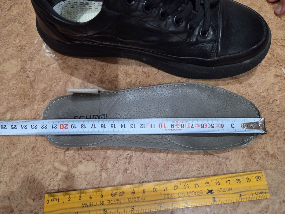 Продам классическую обувь для мальчика