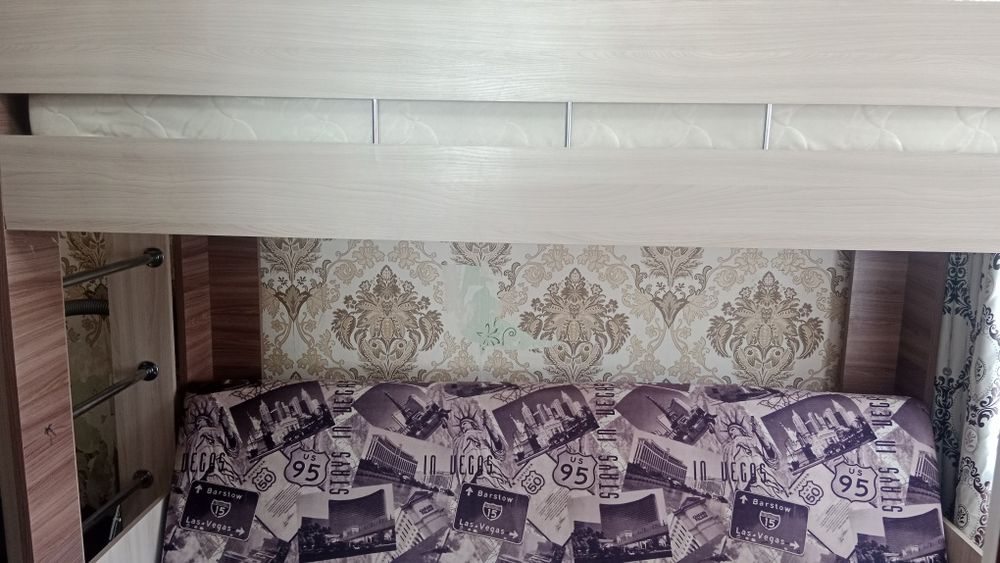 Двухярустная кровать